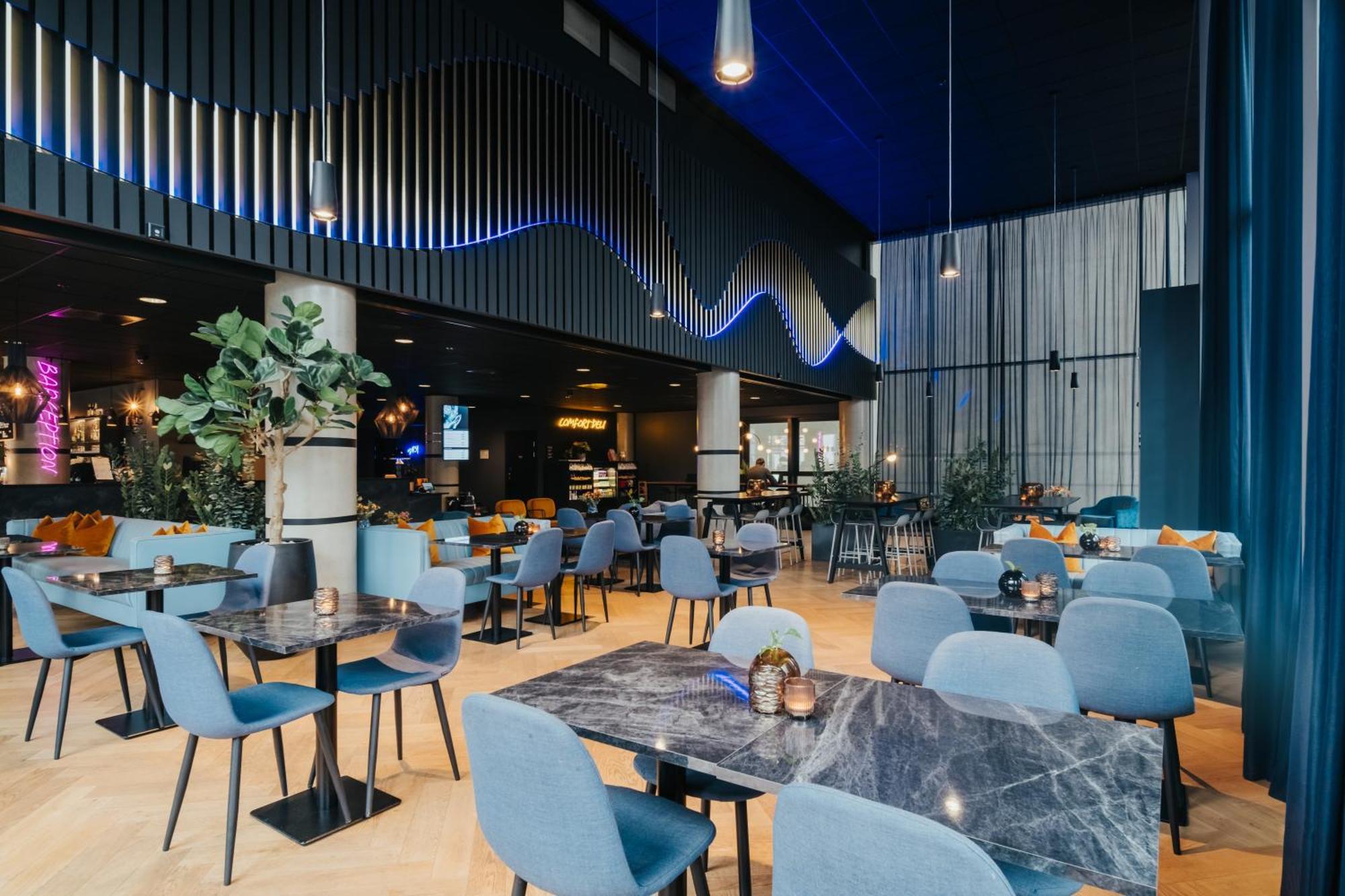 Comfort Hotel Буде Екстер'єр фото